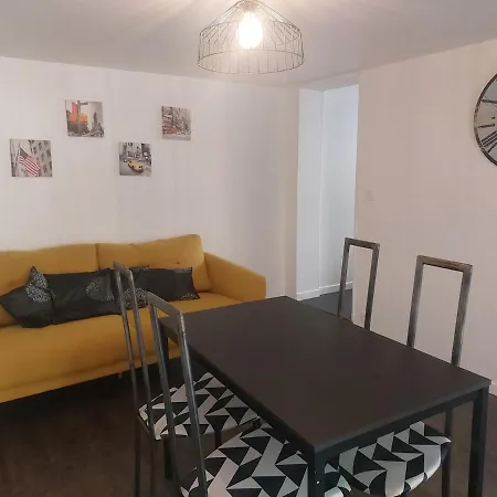 House In Holiday home Caen